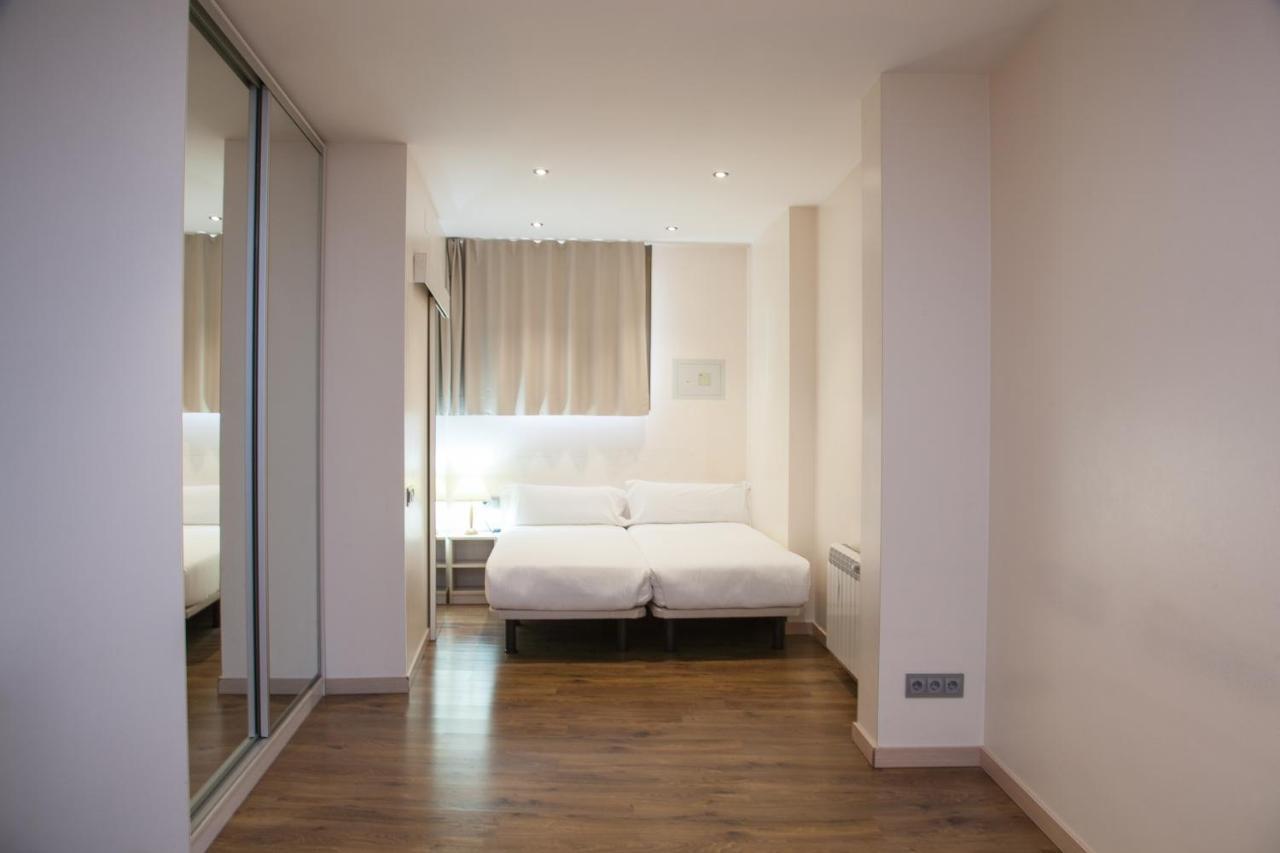 Hostal Excellence Barcelona Exterior foto